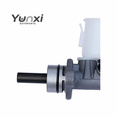 Hydraulic Brake Master Cylinder for Toyota HILUX VII Pickup OE NO.47201- 0K040 Auto Spare Parts