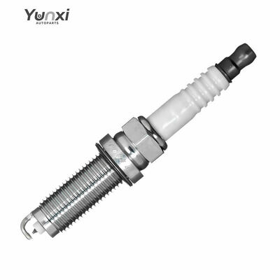 Automotive Parts Engine Parts Platinum Spark Plugs ILZKAR8H8S ILZKAR8M7 95112 LR091617 for Honda Jaguar